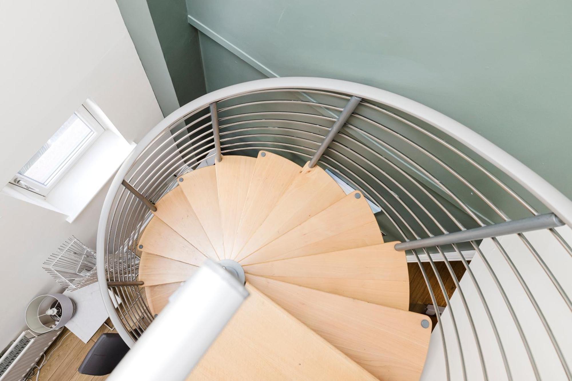 Joivy Stylish Apartment With Balcony In Old Town Edinburgh Ngoại thất bức ảnh